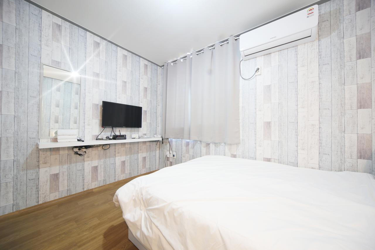 Gunsan La Siesta Hotel Экстерьер фото